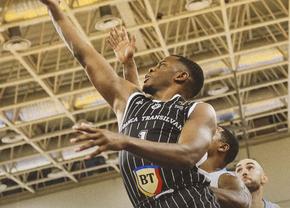 U-BT Cluj-Napoca a câștigat SuperCupa României! Campioana en-titre a irosit un avantaj de 17 puncte, dar a rezistat după un final incredibil de meci
