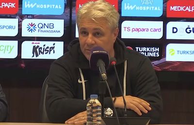 TRABZONSPOR - GAZIANTEP 4-1 // Marius Șumudică s-a luat de arbitru: „Vreau și eu așa când joc acasă” » Ce le cere jucătorilor