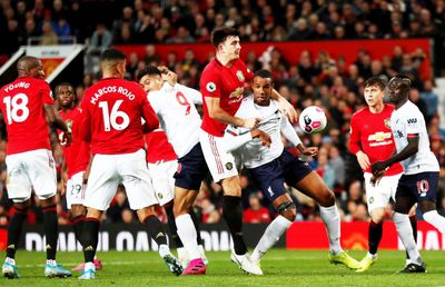 MANCHESTER UNITED - LIVERPOOL 1-1 // Egal pentru City! „Cormoranii”, la primul pas greșit din acest sezon