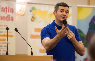 Comentariu de Dragoș Pătraru, despre intenția Ministerului Educației cu privire la cluburile sportive școlare: Așa, le treceți la autoritățile locale. Și?