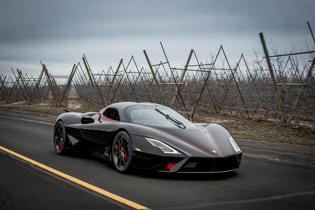 FOTO Cum arată SSC Tuatara: mașina care atinge viteza record de 508,73 km pe oră