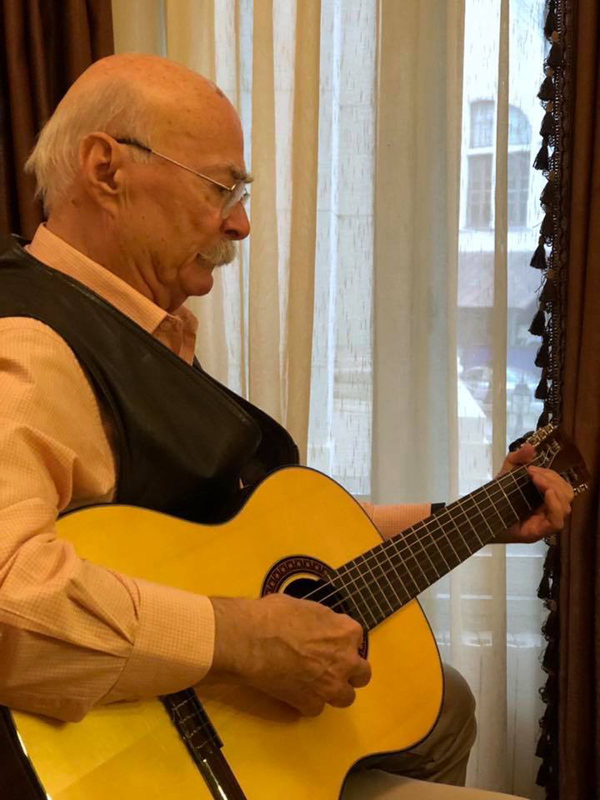 EXCLUSIV Momente șocante » Tudor Gheorghe, drogat cu heroină și dezbrăcat în cadă: „Dădeam din mâini, mi s-a rupt filmul!" » Incredibil ce a urmat