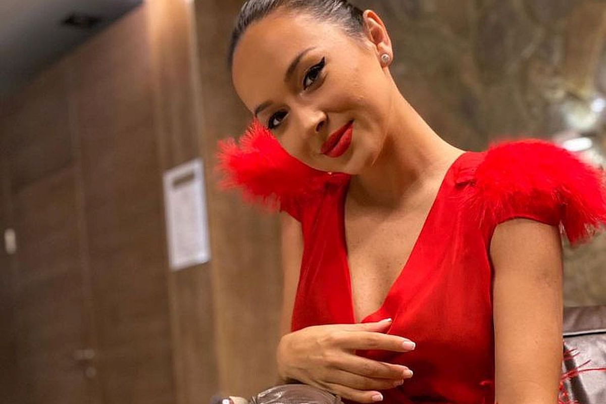 Fiul unui milionar, acuzat că a folosit baza de date a MAI pentru a o căuta pe soția-vedetă a unui fotbalist român