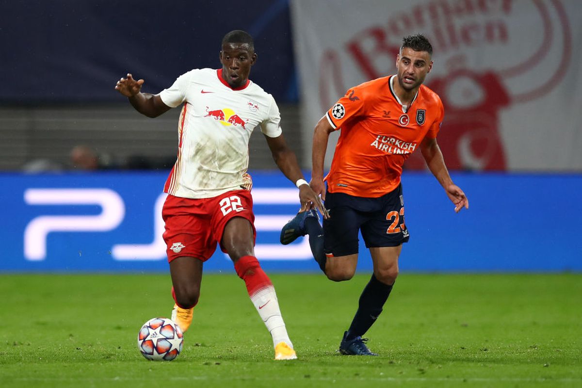 Spectacol total la revenirea Ligii Campionilor » 6 goluri în Barcelona - Ferencvaros + United, victorie-surpriză cu PSG