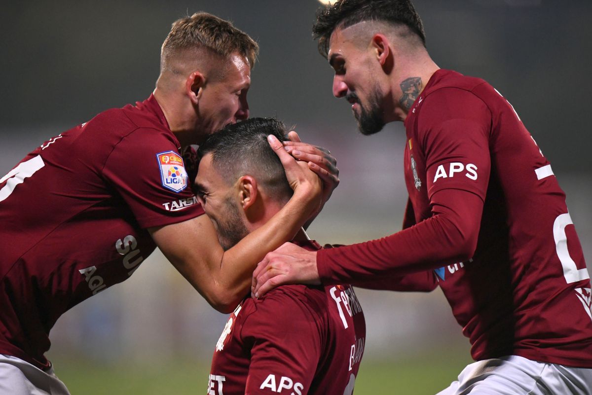Rapid l-a dat pe spate pe Costin Lazăr » 5 fotbaliști lăudați: „Cel mai bun cuplu din Liga 1!” + îi vede pe giuleșteni în play-off