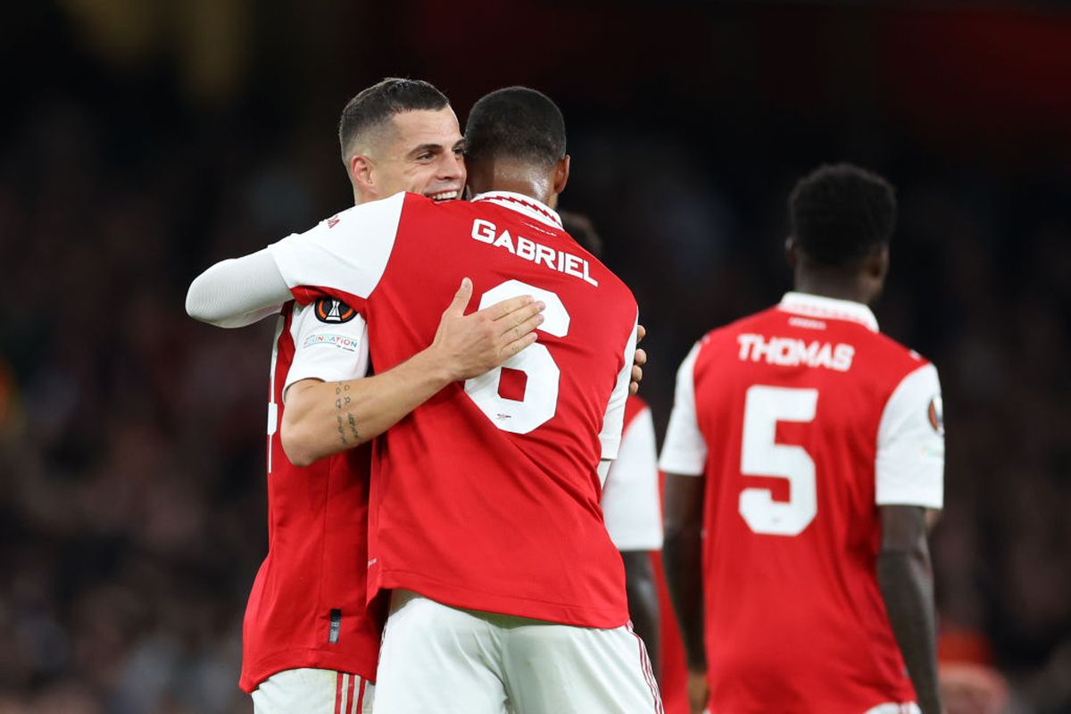 Arsenal continuă parcursul perfect din Europa League! Cătălin Cîrjan, rezervă în tabăra „tunarilor”
