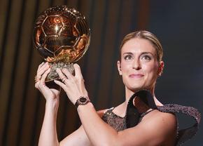 Alexia Putellas a primit Balonul de Aur la fotbal feminin. Dar tânăra are cu ce să se remarce și în afara terenului