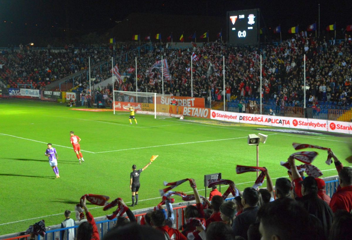 UTA - Rapid București, cele mai tari cadre ale întâlnirii de la Arad / foto: Bogdan Cioara