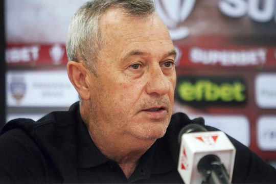Mircea Rednic, antrenor UTA
