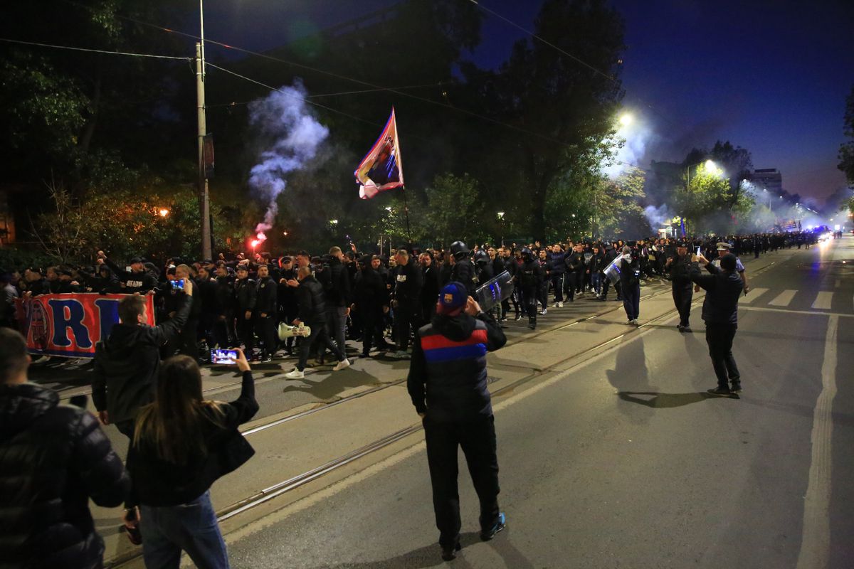 Corteo FCSB, imagini surprinse de Ionuț Iordache în drumul spre Arena Națională