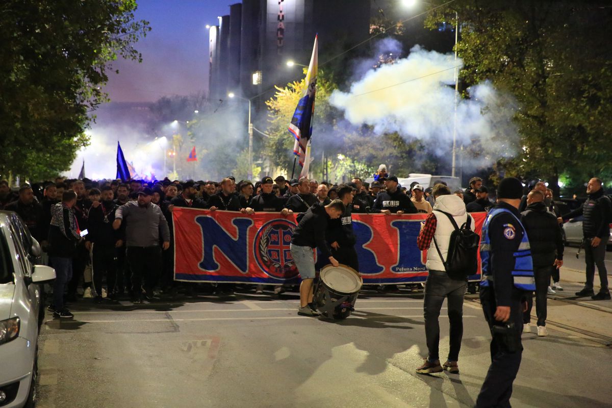 Corteo FCSB, imagini surprinse de Ionuț Iordache în drumul spre Arena Națională