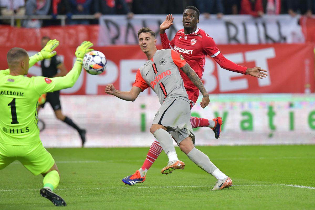 Dinamo - FCSB, derby de România în etapa a 13-a din Superligă // FOTO: Ionuț Iordache & Cristi Preda (GSP)