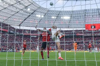 Scandal imens la Leverkusen - Eintracht: „Doar atunci intervine asistentul video”