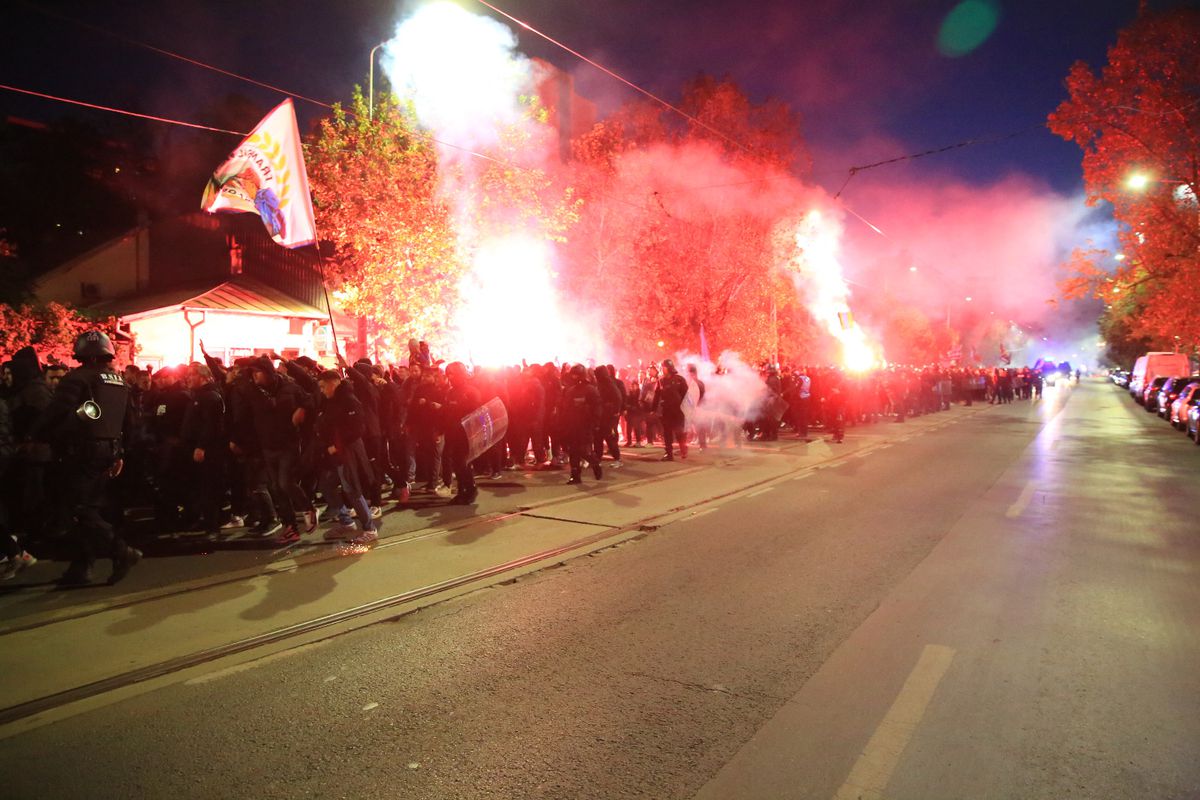 Corteo FCSB, imagini surprinse de Ionuț Iordache în drumul spre Arena Națională