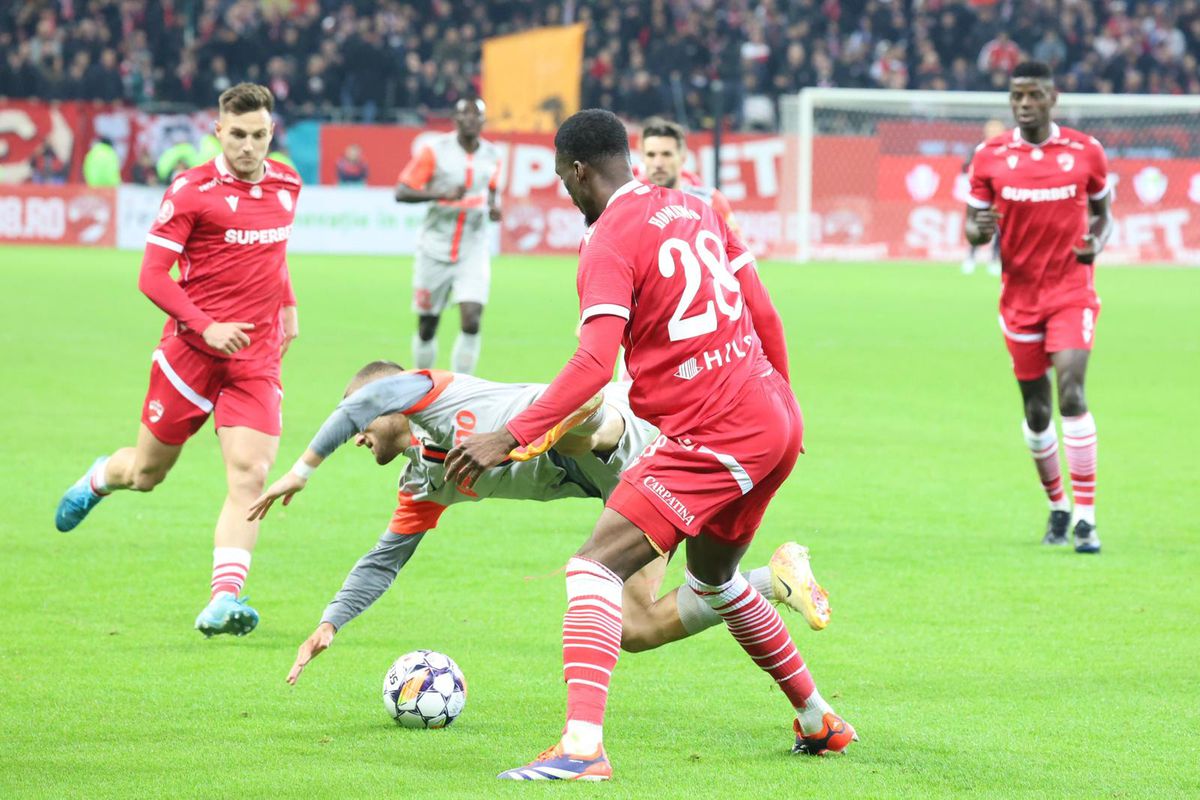 Dinamo - FCSB, derby de România în etapa a 13-a din Superligă // FOTO: Ionuț Iordache & Cristi Preda (GSP)