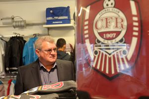 „BOMBA” de la miezul nopții » Iuliu Mureșan îl dă afară pe Mandorlini de la CFR Cluj și începe negocierile cu antrenorul român