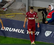 Moment uluitor în Petrolul - CFR Cluj! A avut o criză de nervi și aproape i-a distrus laptopul unui fotograf