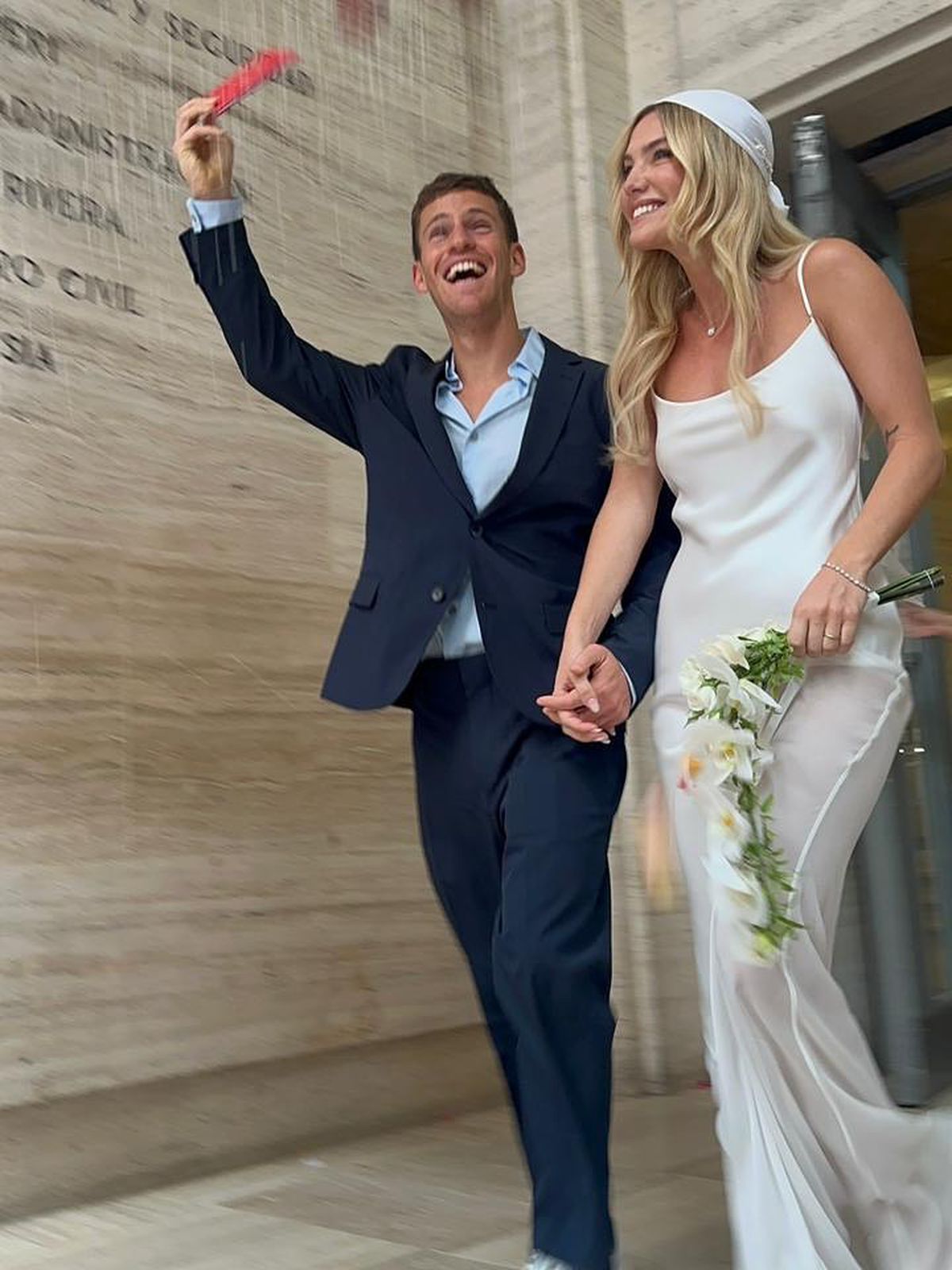 Fostul număr 8 mondial s-a căsătorit cu „cea mai frumoasă femeie de pe planetă”