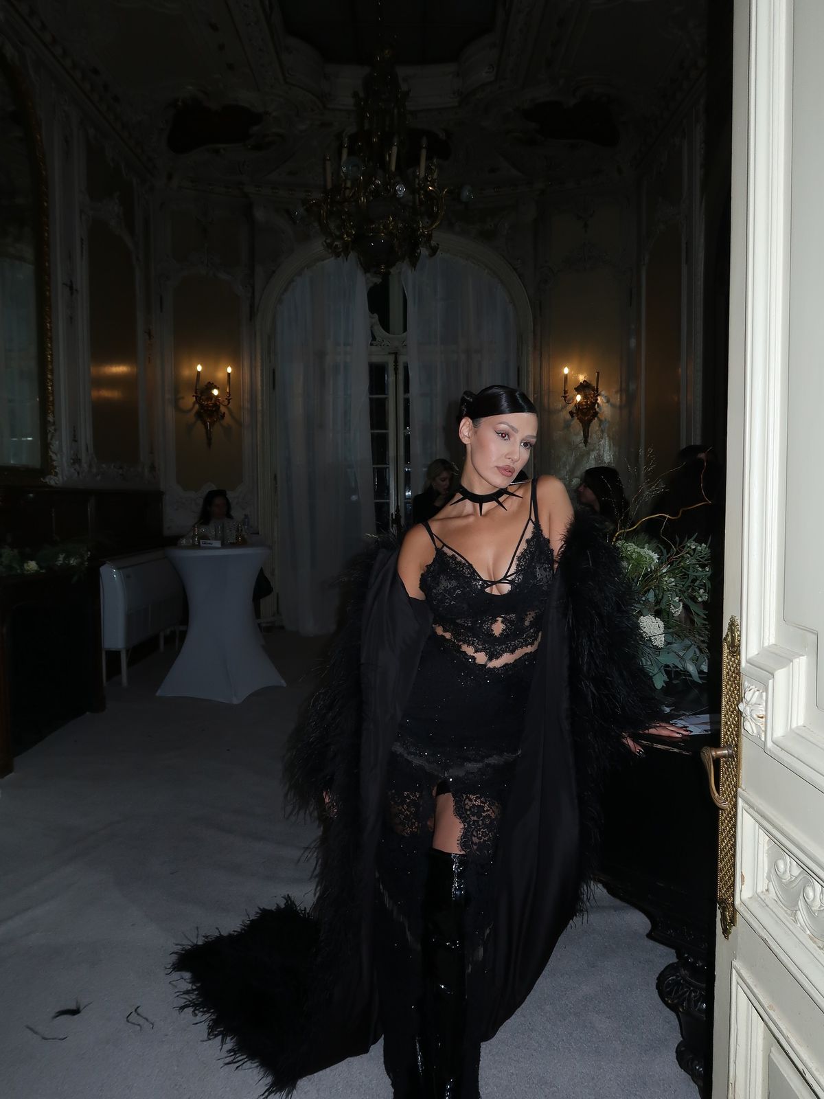 Cântăreața celebră a fost la Dinamo - Rapid: „M-a scos la date” » Fanii au reacționat: „Să nu te fure vreun fotbalist”