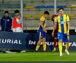 Moment uluitor în Petrolul - CFR Cluj! A avut o criză de nervi și aproape i-a distrus laptopul unui fotograf
