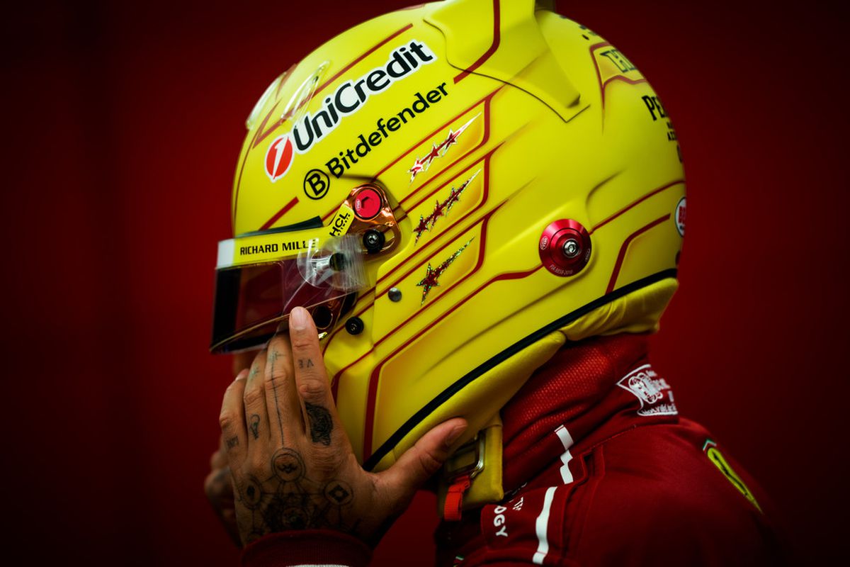 Alertă înainte de startul sezonului de Formula 1! Avertisment cibernetic: „Dispozitivul tău comunică cu zeci de servere!”