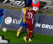 Moment uluitor în Petrolul - CFR Cluj! A avut o criză de nervi și aproape i-a distrus laptopul unui fotograf