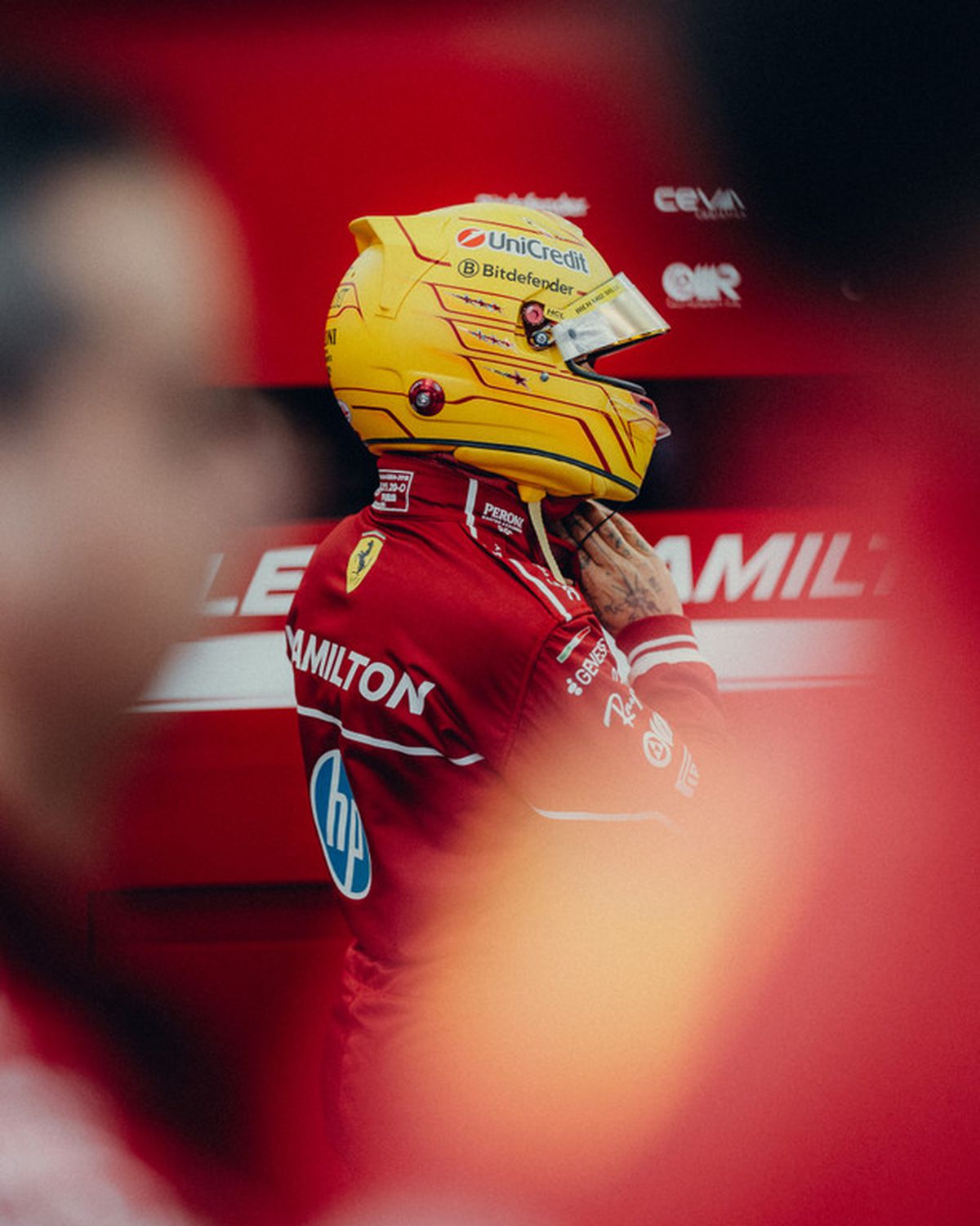 Alertă înainte de startul sezonului de Formula 1! Avertisment cibernetic: „Dispozitivul tău comunică cu zeci de servere!”