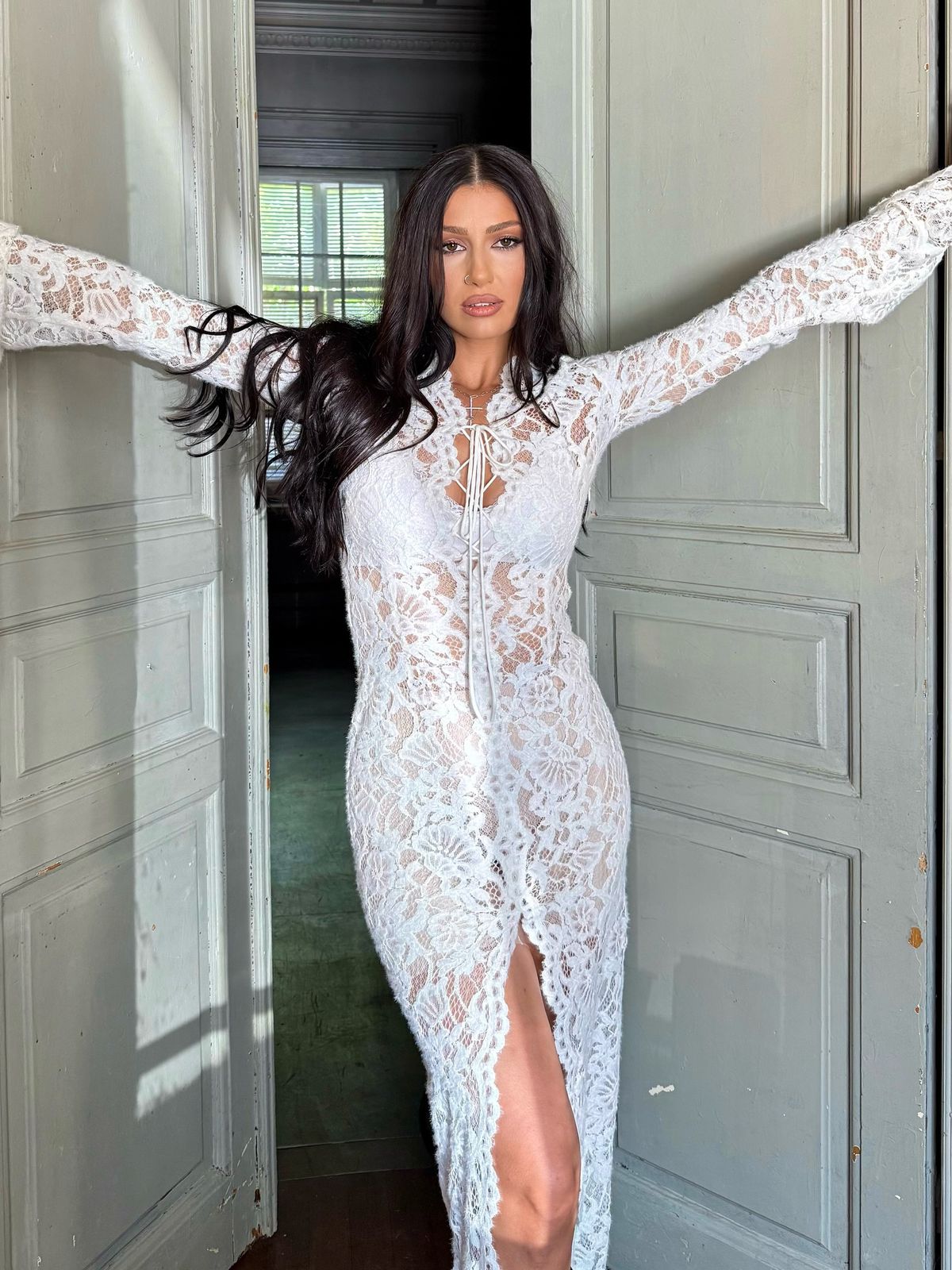 Cântăreața celebră a fost la Dinamo - Rapid: „M-a scos la date” » Fanii au reacționat: „Să nu te fure vreun fotbalist”