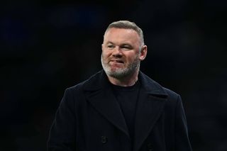 Wayne Rooney a criticat doi mari fotbaliști de la Liverpool: „Trebuie scos din echipă!” / „Anii l-au prins din urmă”