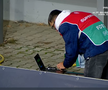 Moment uluitor în Petrolul - CFR Cluj! A avut o criză de nervi și aproape i-a distrus laptopul unui fotograf