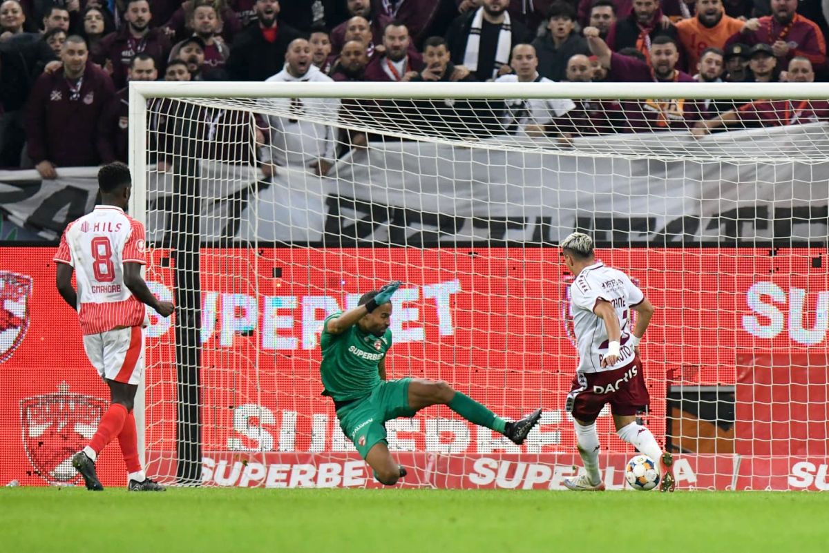 Așa i-a dat Rapid șah-mat lui Dinamo! Cîrjan și Armstrong, „hipnotizați” pe Arena Națională