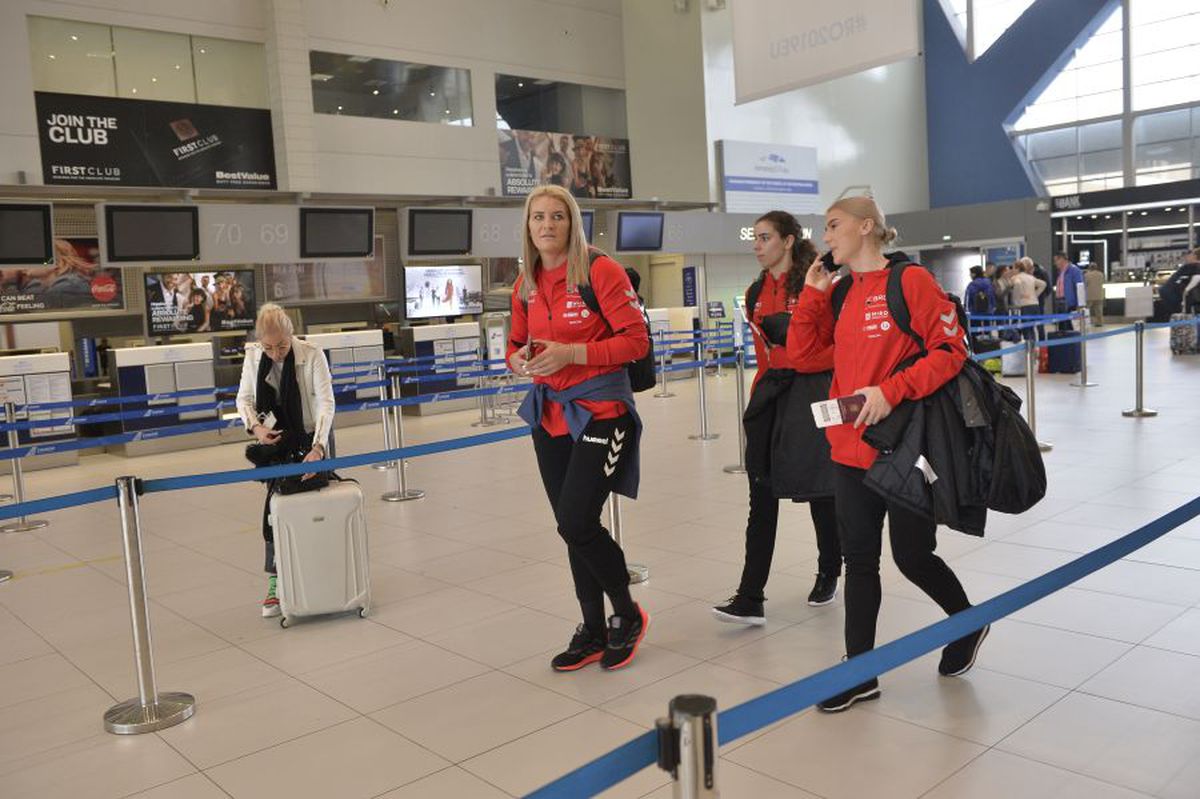 CAMPIONATUL MONDIAL // Cristina Neagu, mesaj pentru jucătoarele de la Corona Brașov care au rămas acasă: „Suntem alături de voi”