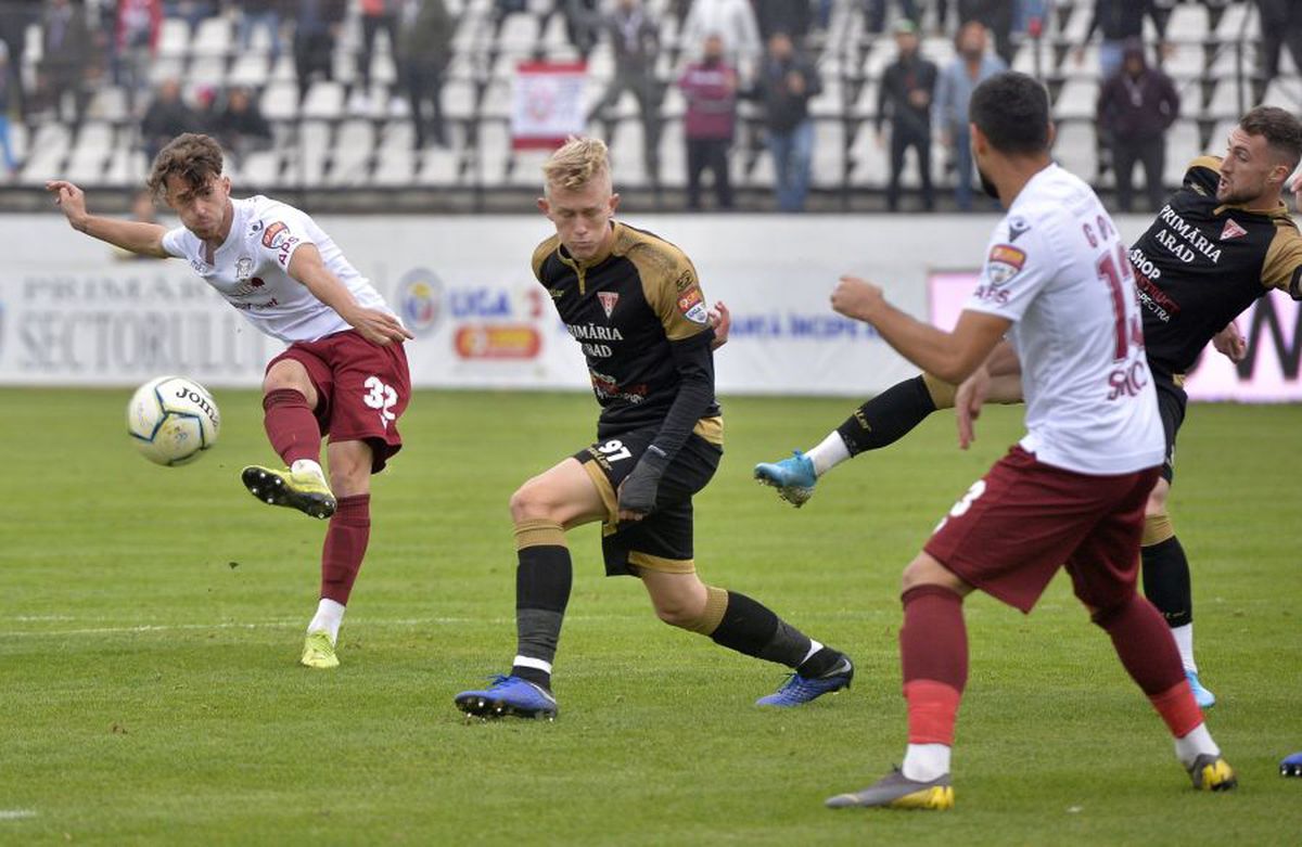 Daniel Pancu despre dezastrul ASCUNS de la Rapid: „Mircea Lucescu mă felicita, șeful galeriei era nemulțumit de joc” + Situație incredibilă la club: „La Chiajna, era ca-n Vest”