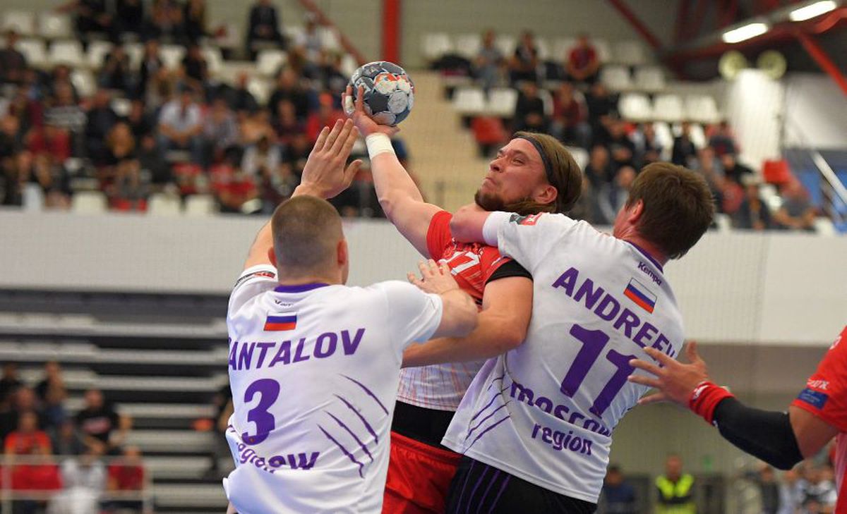 DINAMO - CEHOVSKIE MEDVEDI 34-23 // VIDEO+FOTO Victorie entuziasmantă în Liga Campionilor! „Câinii” termină grupa pe locul 1