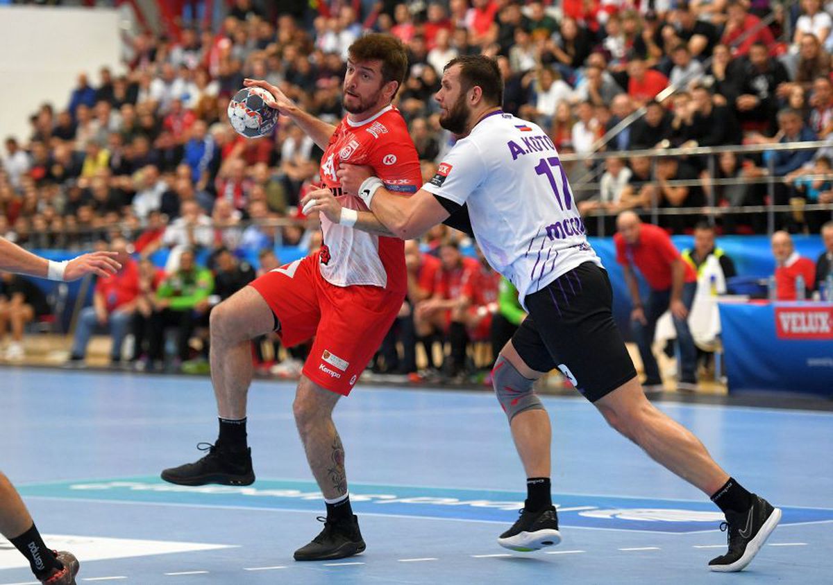 DINAMO - CEHOVSKIE MEDVEDI 34-23 // VIDEO+FOTO Victorie entuziasmantă în Liga Campionilor! „Câinii” termină grupa pe locul 1