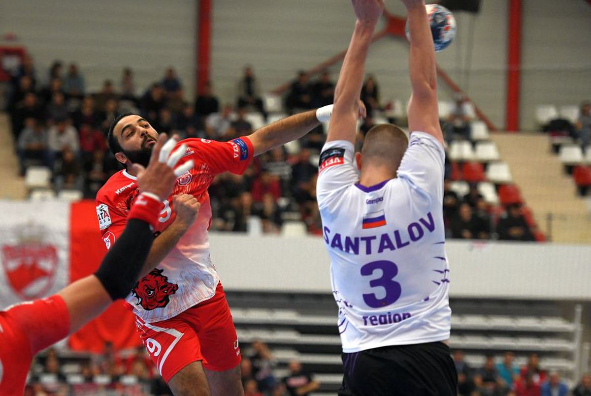 DINAMO - CEHOVSKIE MEDVEDI 34-23 // VIDEO+FOTO Victorie entuziasmantă în Liga Campionilor! „Câinii” termină grupa pe locul 1