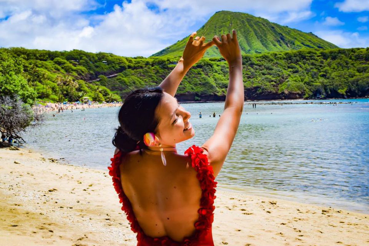 VIDEO+FOTO Corina Caragea, show pe TikTok » Ce răspunde mesajelor primite: „Mărită-te! Fă un copil!”