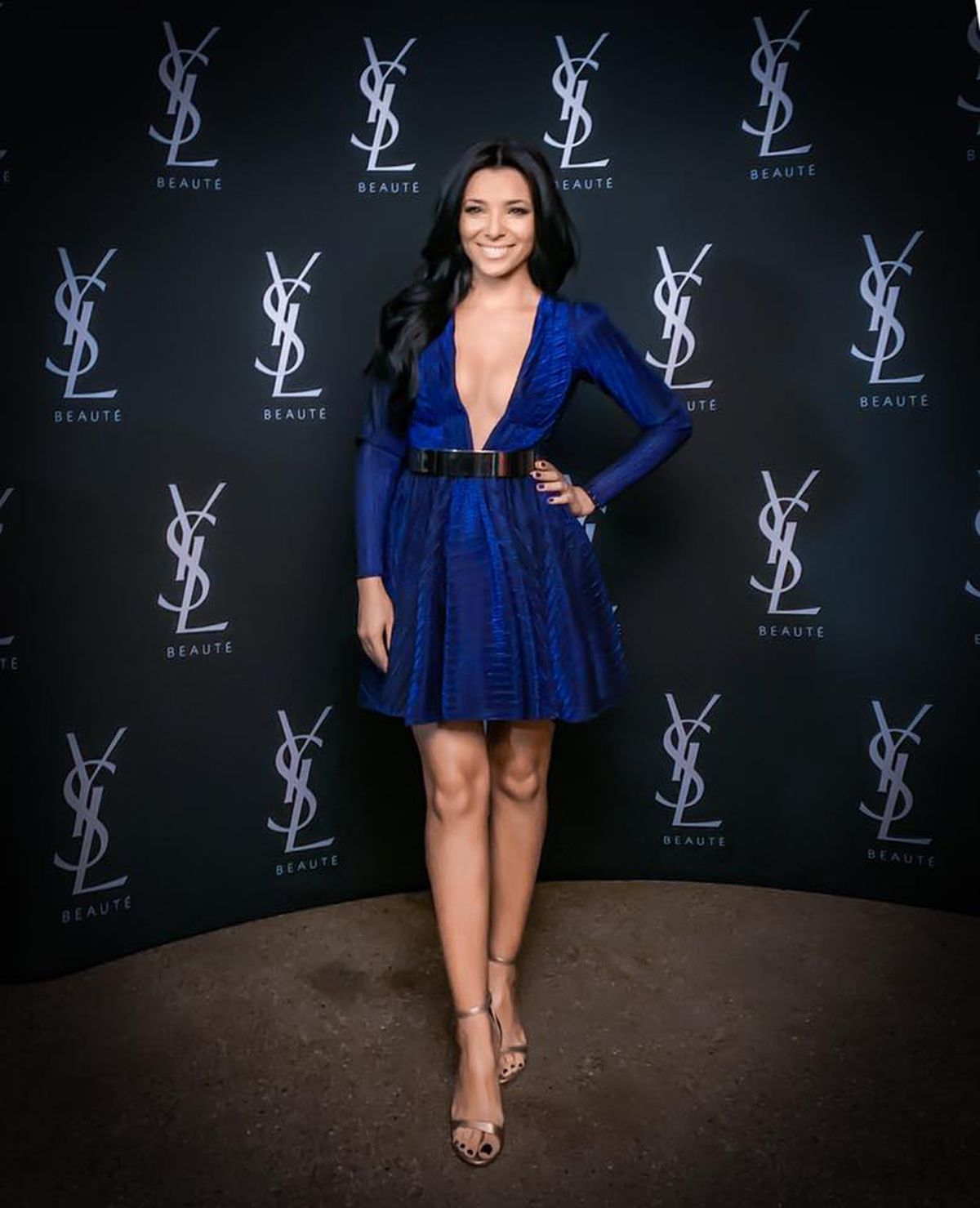 VIDEO+FOTO Corina Caragea, show pe TikTok » Ce răspunde mesajelor primite: „Mărită-te! Fă un copil!”