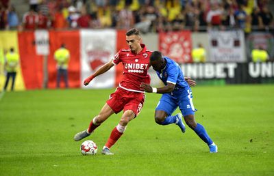 DINAMO // EXCLUSIV Rușii de la UFA vor să-l vândă pe Nedelcearu și l-au ochit pe Denis Ciobotariu