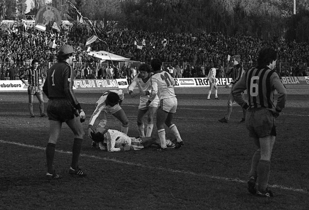 RETRO GSP. 98 de ani de la nașterea lui Valentin Stănescu, antrenorul care „și-a vândut sufletul”, apoi le-a eliminat pe Barcelona, Inter și Leeds!