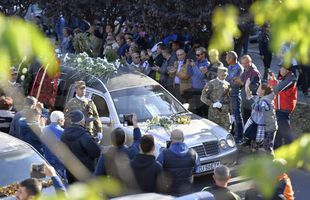 VIDEO Momente tensionate la înmormântarea lui Ilie Balaci: „Doamne, dacă încep ăștia să se bată aici?! Se crease un balamuc”