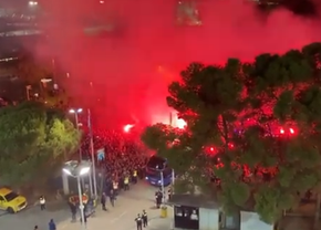 Barcelona - Espanyol » Atmosferă incendiară înainte de primul meci al lui Xavi: imagini de la stadion