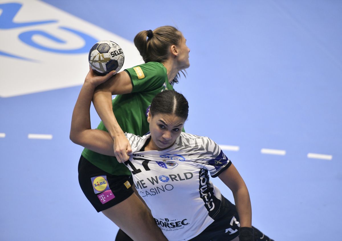 CSM București zdrobește liderul grupei A din Liga Campionilor! Meci perfect făcut de Neagu și compania