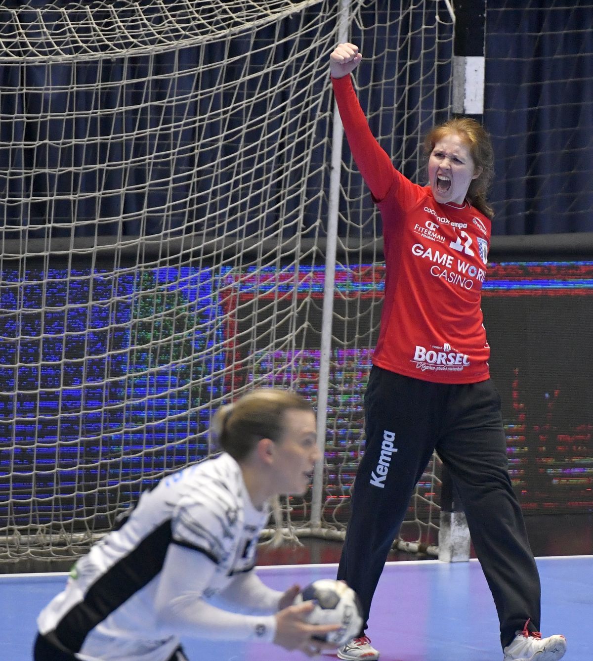 Adi Vasile cere întăriri la CSM București » Deranjat de o întrebare: „Nu e corect!”