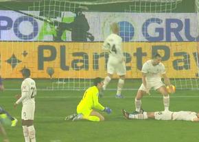 Ciprian Tătărușanu, gafă impardonabilă în Fiorentina - AC Milan! Reacția lui Ibrahimovic a fost taxată de fani