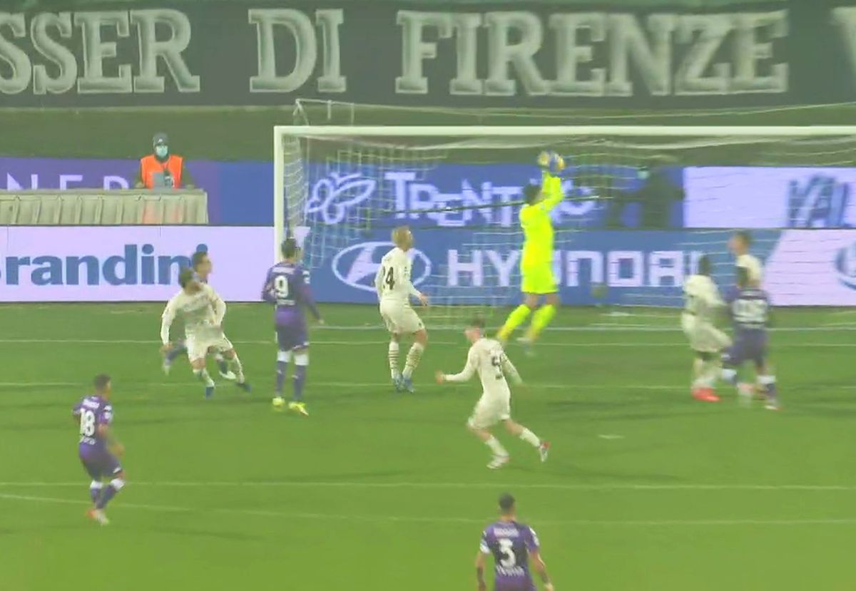 Ciprian Tătărușanu, gafă impardonabilă în Fiorentina - AC Milan!