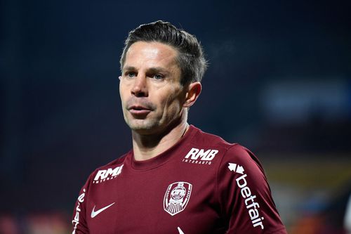 CFR Cluj a învins-o pe FCU Craiova, scor 2-0, în prima etapă a returului din Liga 1. Ciprian Deac, veteranul ardelenilor ajuns la 35 de ani, își dorește ca Dan Petrescu să rămână în Gruia