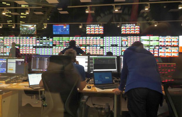 De aici se produce și se cosmetizează Campionatul Mondial » GSP, insider în camera de comandă de la Centrul Media din Doha: „Ai impresia că te afli la NASA”