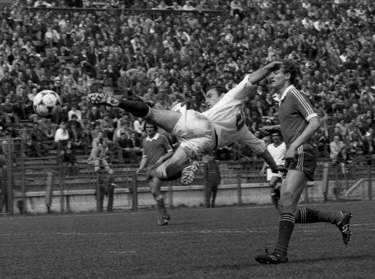 100 de ani de la nașterea lui Valentin Stănescu, antrenorul care a eliminat Barcelona cu Steaua, Interul cu Dinamo, Leeds cu Craiova, dar care a iubit cu adevărat doar Rapidul