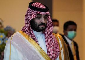Personaj extrem de controversat în tribunele stadionului, la ceremonia de deschidere a Campionatului Mondial din Qatar » A fost surprins de camerele video stând lângă președintele FIFA